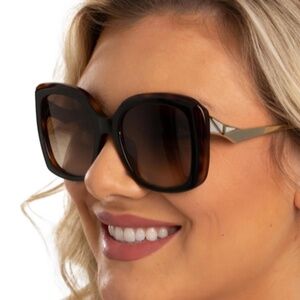 GRETA ITALIAN HANDMADE LUXURY GLASSES